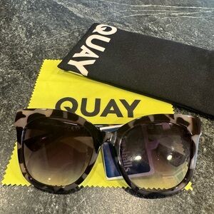 NWT Quay Tortoise cat eyes Shell Sunglasses